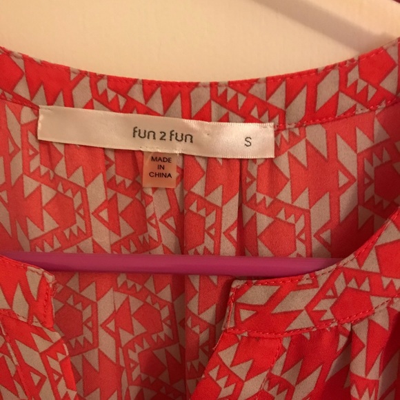 Geometric Blouse - Picture 2 of 3